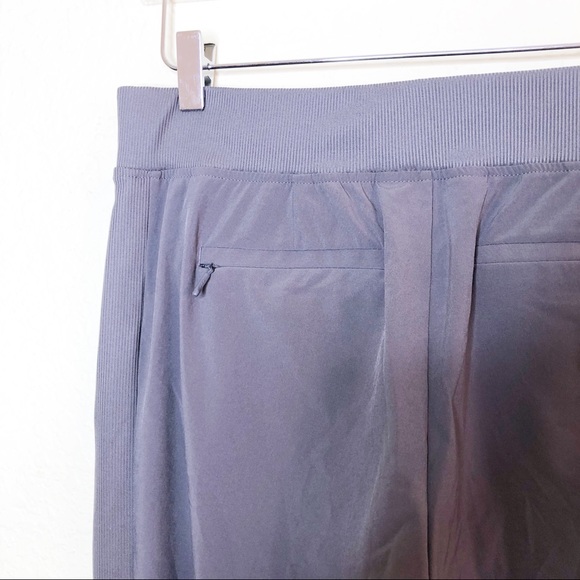 Athleta | Gray Pull On Workout Pants Size 8 - Picture 7 of 7